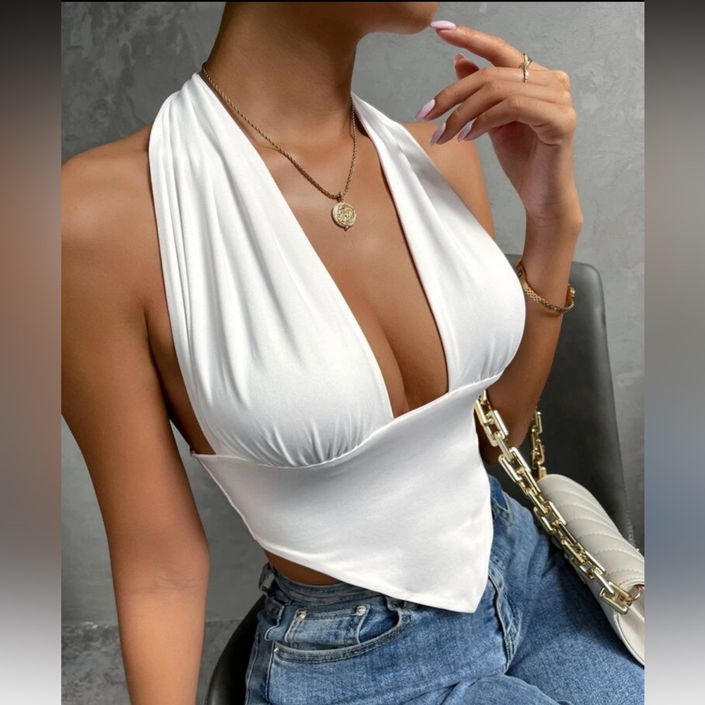 SHEIN Chic White Plunge Halter Top